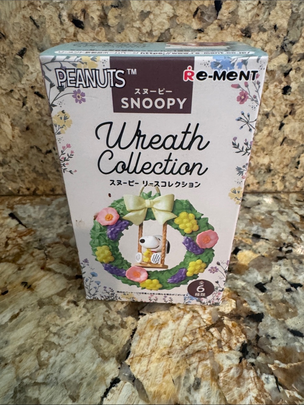 Peanuts Tokyo Japan Snoopy Wreath Collection ornament blind box-